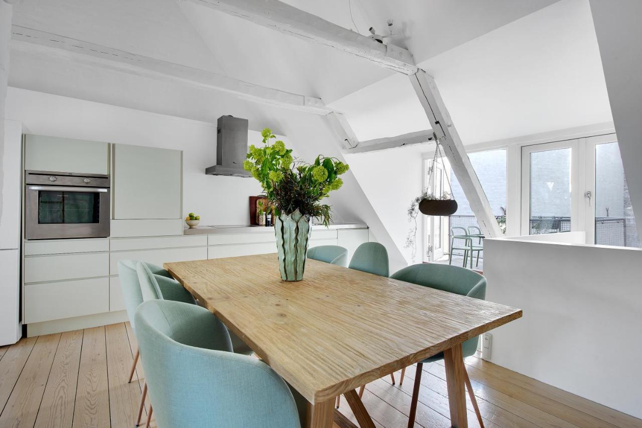 Sanders Main - Endearing Two-Bedroom Duplex Apartment With A Balcony Next To Magical Nyhavn Копенгаген Экстерьер фото